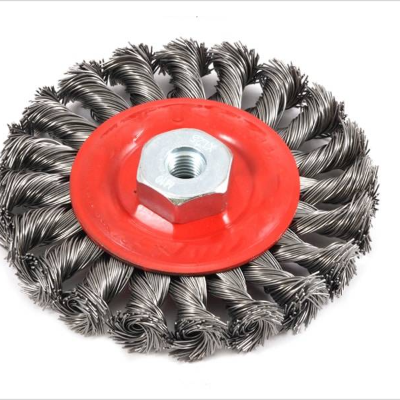 Twisted Knot Brush